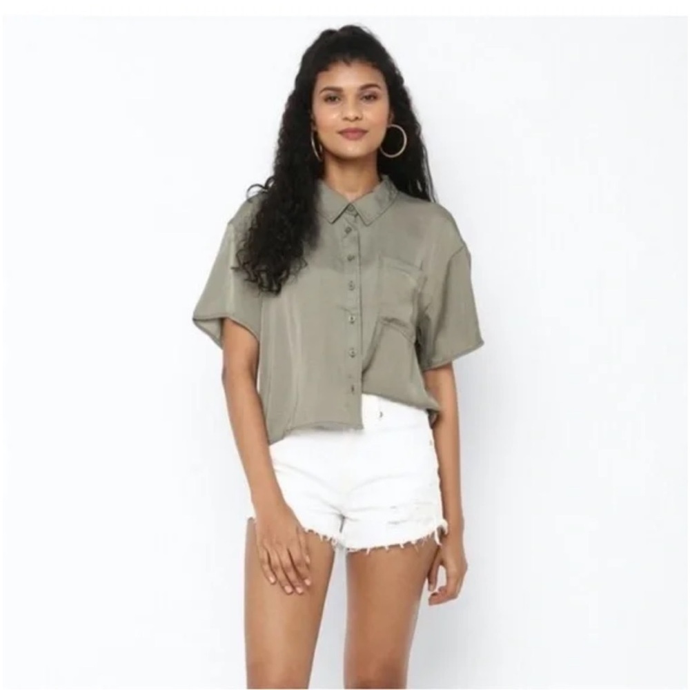 AE Satin Olive Green Button-Up Shirt - Picture 4 of 6